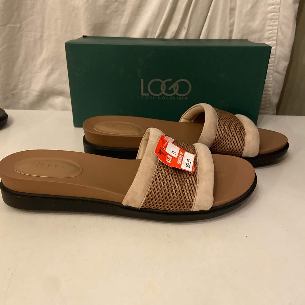 LOGO by Lori Goldstein bronze/beige flat sandals